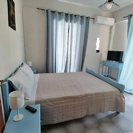 Flower Garden Apartment *