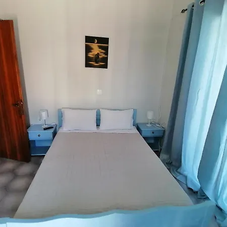 Flower Garden Apartment Benitses (Corfu)