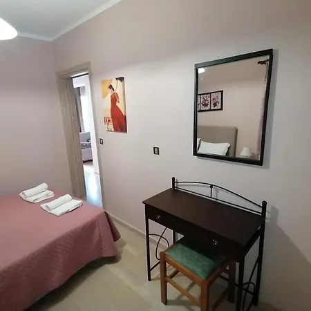 Flower Garden Apartment *