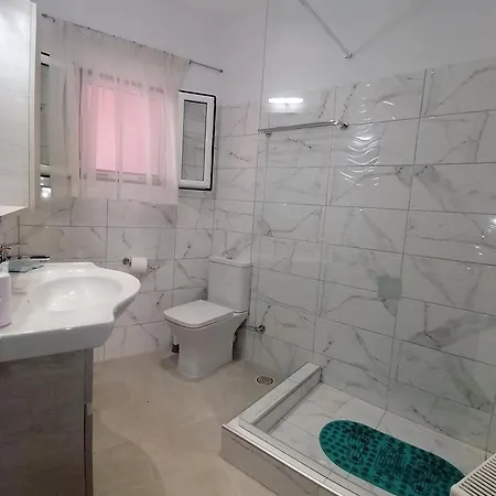 Flower Garden Apartment Benitses (Corfu)
